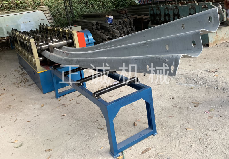 縱剪機材料會出現跑偏嗎